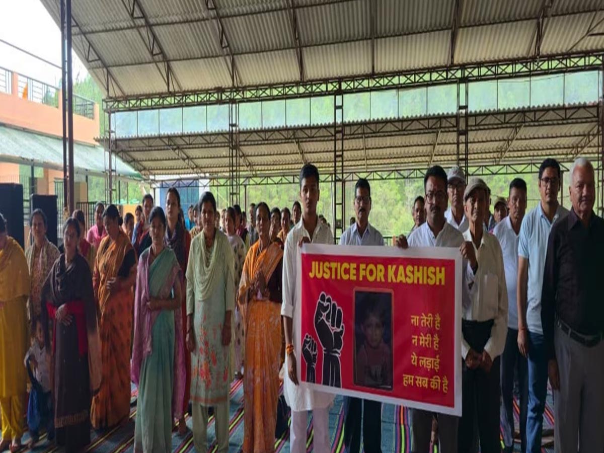 अनुभवी अधिवक्ता उपलब्ध कराने की मांग